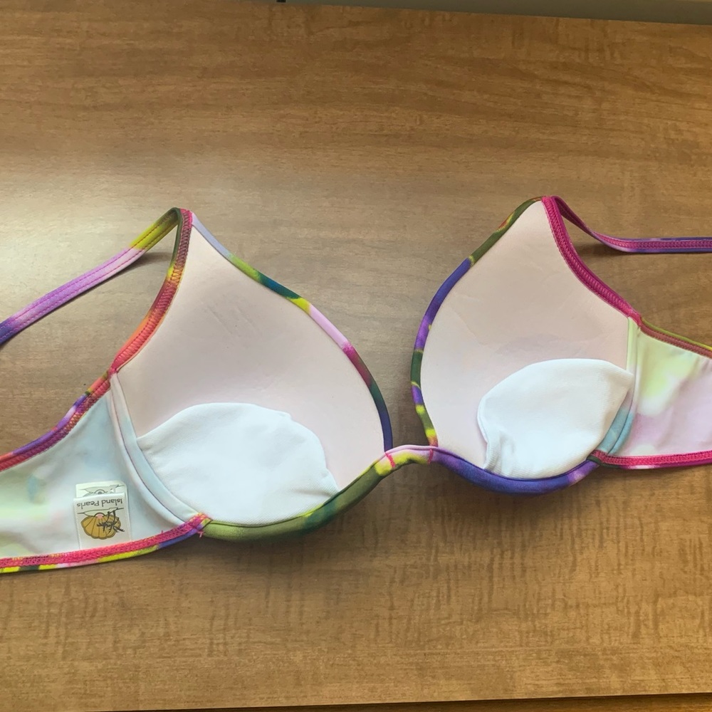 Colorful Island Pearls Bikini Set - Picture 4 of 8